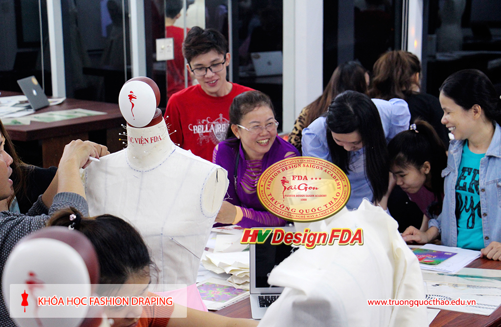Dạy thiết kế rập 3D trên manocanh - Draping day thiet ke rap 3d tren manocanh - raping