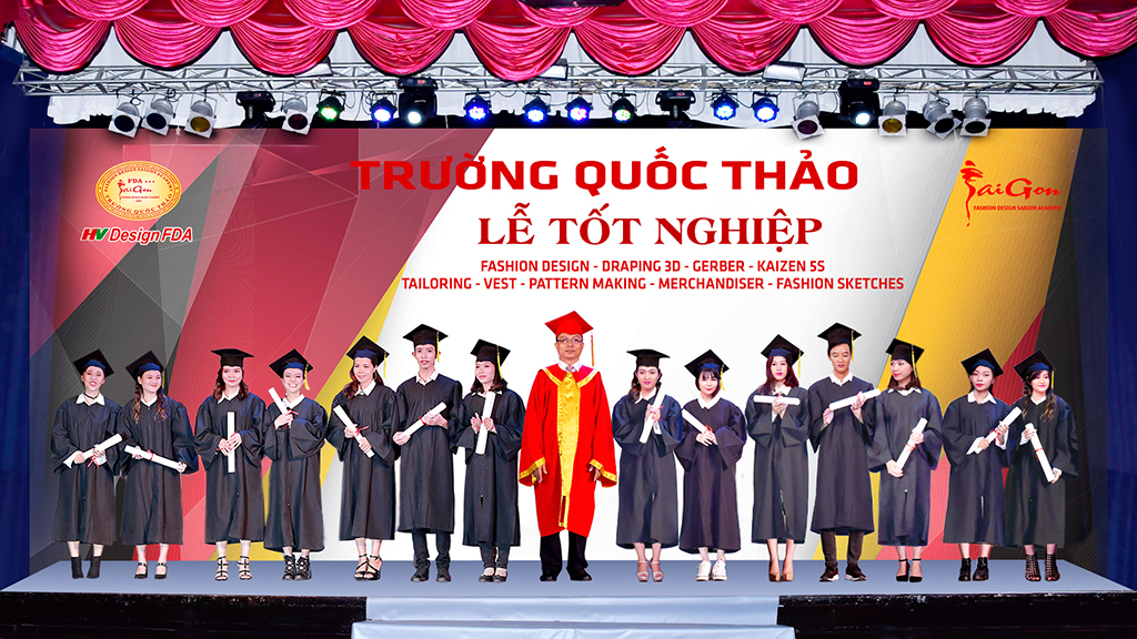 Lễ tốt nghiệp ngành thiết kế thời trang